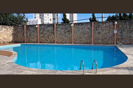 Casa à venda com 200m², 3 quartos e 4 vagas Casa à venda com 200m², 3 quartos e 4 vagasÁrea comum