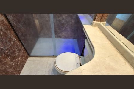 Casa à venda com 200m², 3 quartos e 4 vagas Casa à venda com 200m², 3 quartos e 4 vagasBanheiro da Suíte