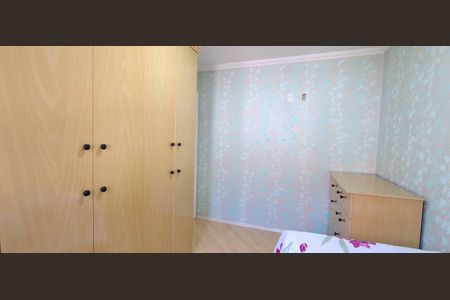 Casa à venda com 200m², 3 quartos e 4 vagas Casa à venda com 200m², 3 quartos e 4 vagasQuarto