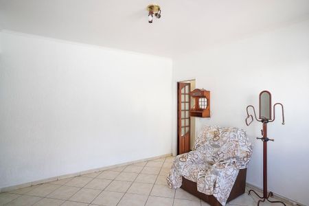 Casa à venda com 259m², 2 quartos e 3 vagasSala