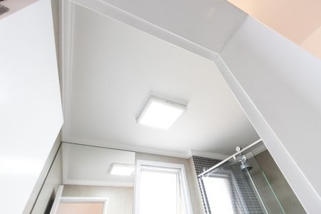 Apartamento à venda com 65m², 2 quartos e 1 vaga Apartamento à venda com 65m², 2 quartos e 1 vagaBanheiro da Suíte