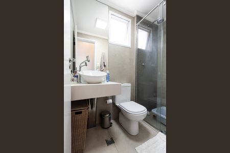 Apartamento à venda com 65m², 2 quartos e 1 vaga Apartamento à venda com 65m², 2 quartos e 1 vagaBanheiro da Suíte