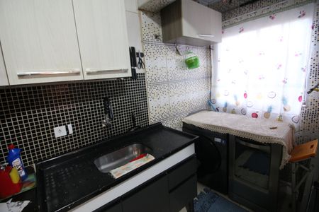 Casa à venda com 45m², 2 quartos e sem vagaCozinha e Área de Serviço