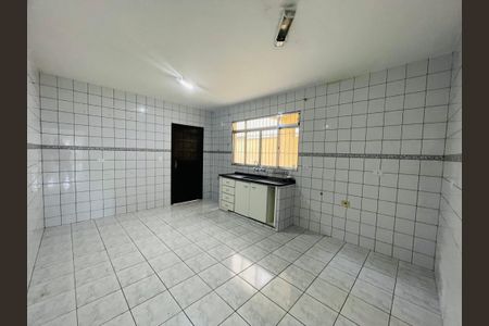 Casa à venda com 126m², 3 quartos e 2 vagasCozinha