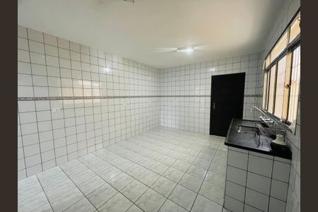Casa à venda com 126m², 3 quartos e 2 vagasCozinha