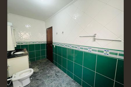 Casa à venda com 126m², 3 quartos e 2 vagasBanheiro Suíte