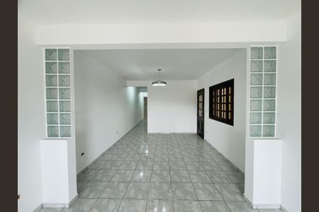 Casa à venda com 126m², 3 quartos e 2 vagasSala