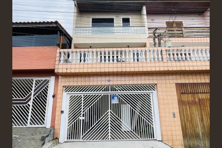 Casa à venda com 126m², 3 quartos e 2 vagasFachada