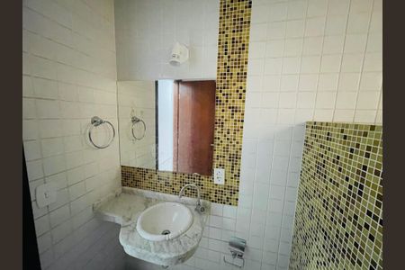 Casa à venda com 126m², 3 quartos e 2 vagasLavabo