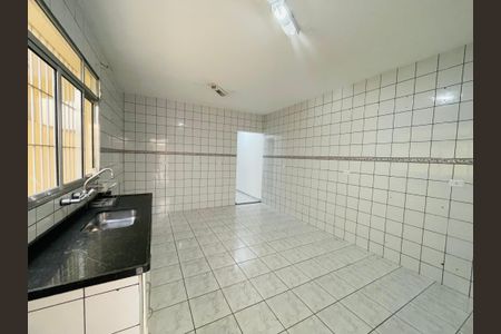 Casa à venda com 126m², 3 quartos e 2 vagasCozinha