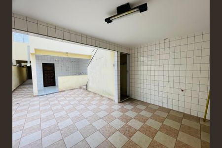 Casa à venda com 126m², 3 quartos e 2 vagasQuintal