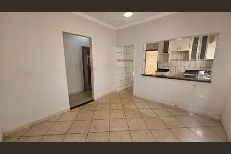 Casa para alugar com 229m², 3 quartos e 3 vagas Casa para alugar com 229m², 3 quartos e 3 vagasSala de Jantar