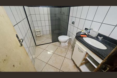 Casa para alugar com 229m², 3 quartos e 3 vagas Casa para alugar com 229m², 3 quartos e 3 vagasBanheiro Corredor