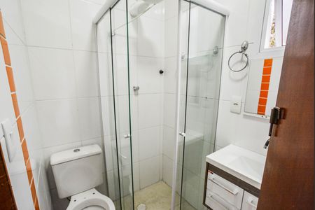 Casa à venda com 89m², 2 quartos e 2 vagasBanheiro da Suíte 1