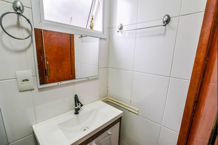 Casa à venda com 89m², 2 quartos e 2 vagasBanheiro da Suíte 1