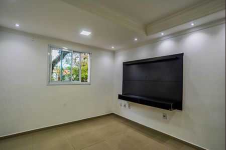 Sala de casa para alugar com 2 quartos, 89m² em Jardim Ana Maria, Santo André
