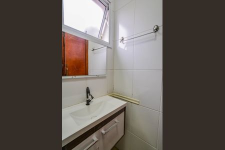 Casa à venda com 89m², 2 quartos e 2 vagasBanheiro da Suíte 1