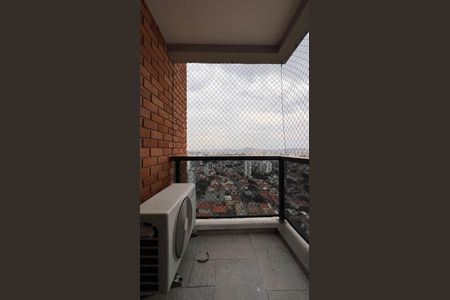 Apartamento à venda com 237m², 4 quartos e 5 vagas Apartamento à venda com 237m², 4 quartos e 5 vagasSacada da suite 3