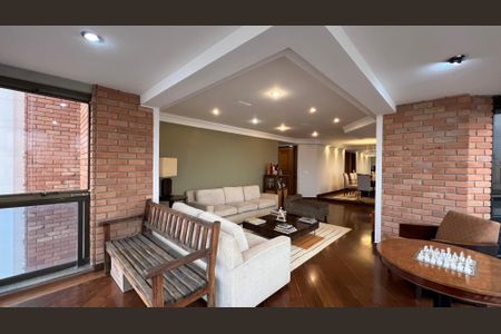 Apartamento à venda com 237m², 4 quartos e 5 vagas Apartamento à venda com 237m², 4 quartos e 5 vagasSala