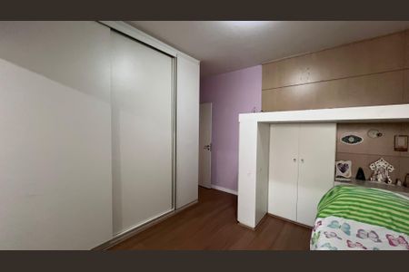 Apartamento à venda com 237m², 4 quartos e 5 vagas Apartamento à venda com 237m², 4 quartos e 5 vagasSuíte 1