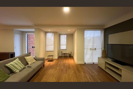 Apartamento à venda com 237m², 4 quartos e 5 vagas Apartamento à venda com 237m², 4 quartos e 5 vagasÁrea comum - Salão de festas