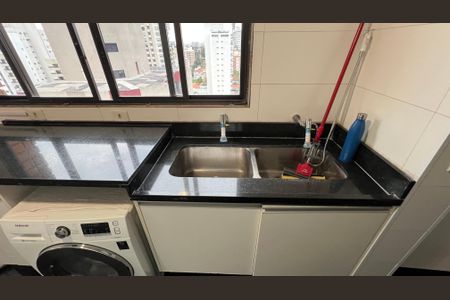 Apartamento à venda com 237m², 4 quartos e 5 vagas Apartamento à venda com 237m², 4 quartos e 5 vagasÁrea de Serviço