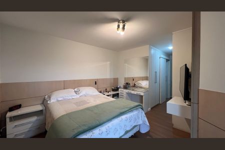 Apartamento à venda com 237m², 4 quartos e 5 vagas Apartamento à venda com 237m², 4 quartos e 5 vagasSuíte 4