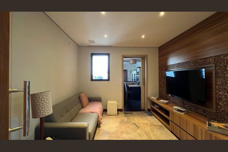 Apartamento à venda com 237m², 4 quartos e 5 vagas Apartamento à venda com 237m², 4 quartos e 5 vagasSala de TV