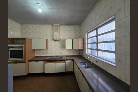 Casa à venda com 252m², 3 quartos e 3 vagas Casa à venda com 252m², 3 quartos e 3 vagasCozinha