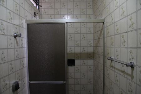 Casa à venda com 252m², 3 quartos e 3 vagasBanheiro Social