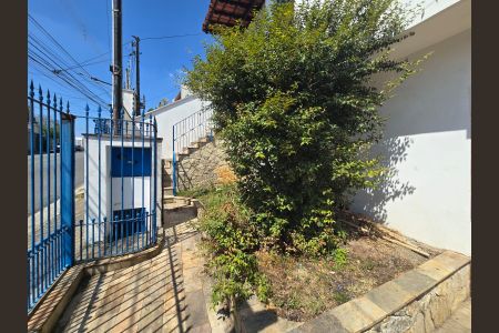 Casa à venda com 252m², 3 quartos e 3 vagas Casa à venda com 252m², 3 quartos e 3 vagasFrente do imovel