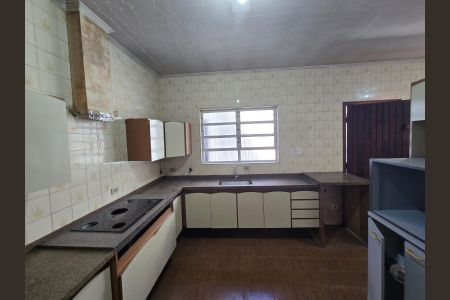 Casa à venda com 252m², 3 quartos e 3 vagas Casa à venda com 252m², 3 quartos e 3 vagasCozinha