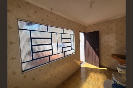 Casa à venda com 252m², 3 quartos e 3 vagas Casa à venda com 252m², 3 quartos e 3 vagasÁrea de Serviço