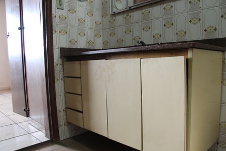 Casa à venda com 252m², 3 quartos e 3 vagasBanheiro da Suíte 