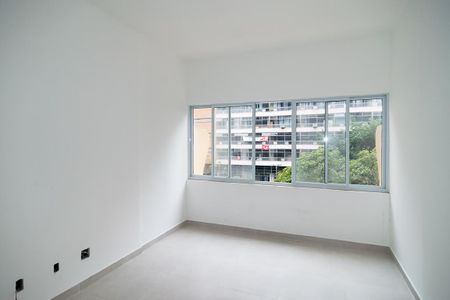 Studio à venda com 26m², 0 quarto e sem vaga Studio à venda com 26m², 0 quarto e sem vagaStudio
