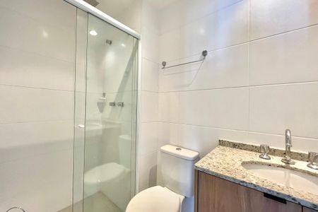 Apartamento à venda com 48m², 2 quartos e sem vaga Apartamento à venda com 48m², 2 quartos e sem vagaBanheiro Corredor