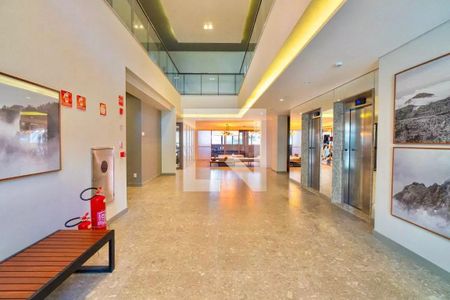 Apartamento à venda com 48m², 2 quartos e sem vaga Apartamento à venda com 48m², 2 quartos e sem vagaHall social