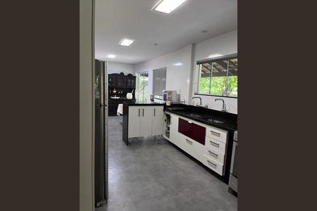 Casa à venda com 4 quartos, 374m² em Recreio dos Bandeirantes, Rio de Janeiro