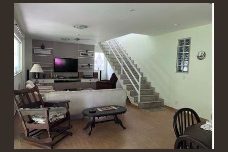 Casa à venda com 4 quartos, 374m² em Recreio dos Bandeirantes, Rio de Janeiro