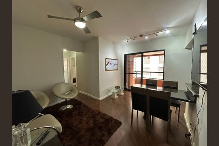 Sala de apartamento para alugar com 3 quartos, 78m² em Alphaville, Barueri