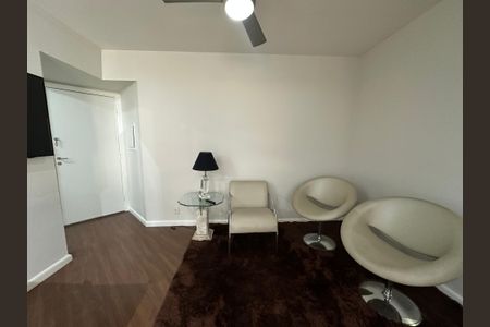 Sala de apartamento para alugar com 3 quartos, 78m² em Alphaville, Barueri