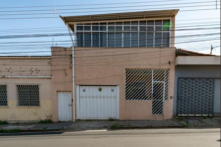 Casa à venda com 168m², 2 quartos e sem vagaFachada