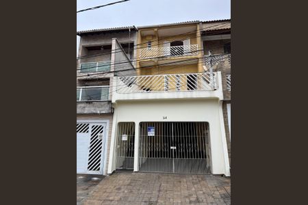 Casa à venda com 225m², 4 quartos e 2 vagasFachada