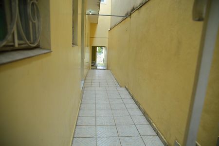 Casa à venda com 225m², 4 quartos e 2 vagasCorredor Lateral