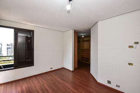 Apartamento à venda com 360m², 4 quartos e 6 vagasSuíte 1