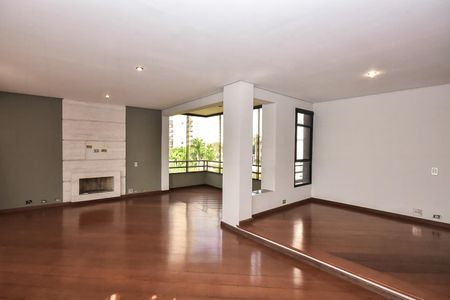 Apartamento à venda com 360m², 4 quartos e 6 vagasSala