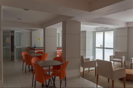 Apartamento à venda com 58m², 2 quartos e 1 vagaÁrea comum