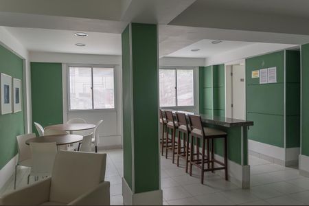 Apartamento à venda com 58m², 2 quartos e 1 vagaÁrea comum
