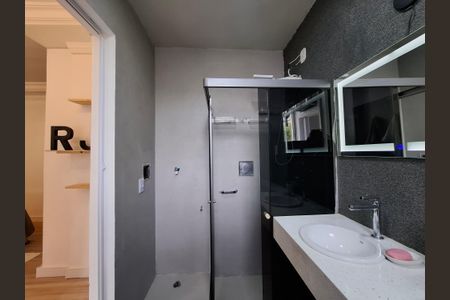 Banheiro  de apartamento para alugar com 2 quartos, 33m² em Centro, Rio de Janeiro
