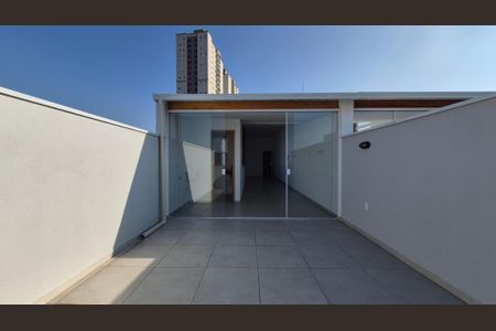 Apartamento à venda com 120m², 2 quartos e 1 vaga Apartamento à venda com 120m², 2 quartos e 1 vagaCobertura